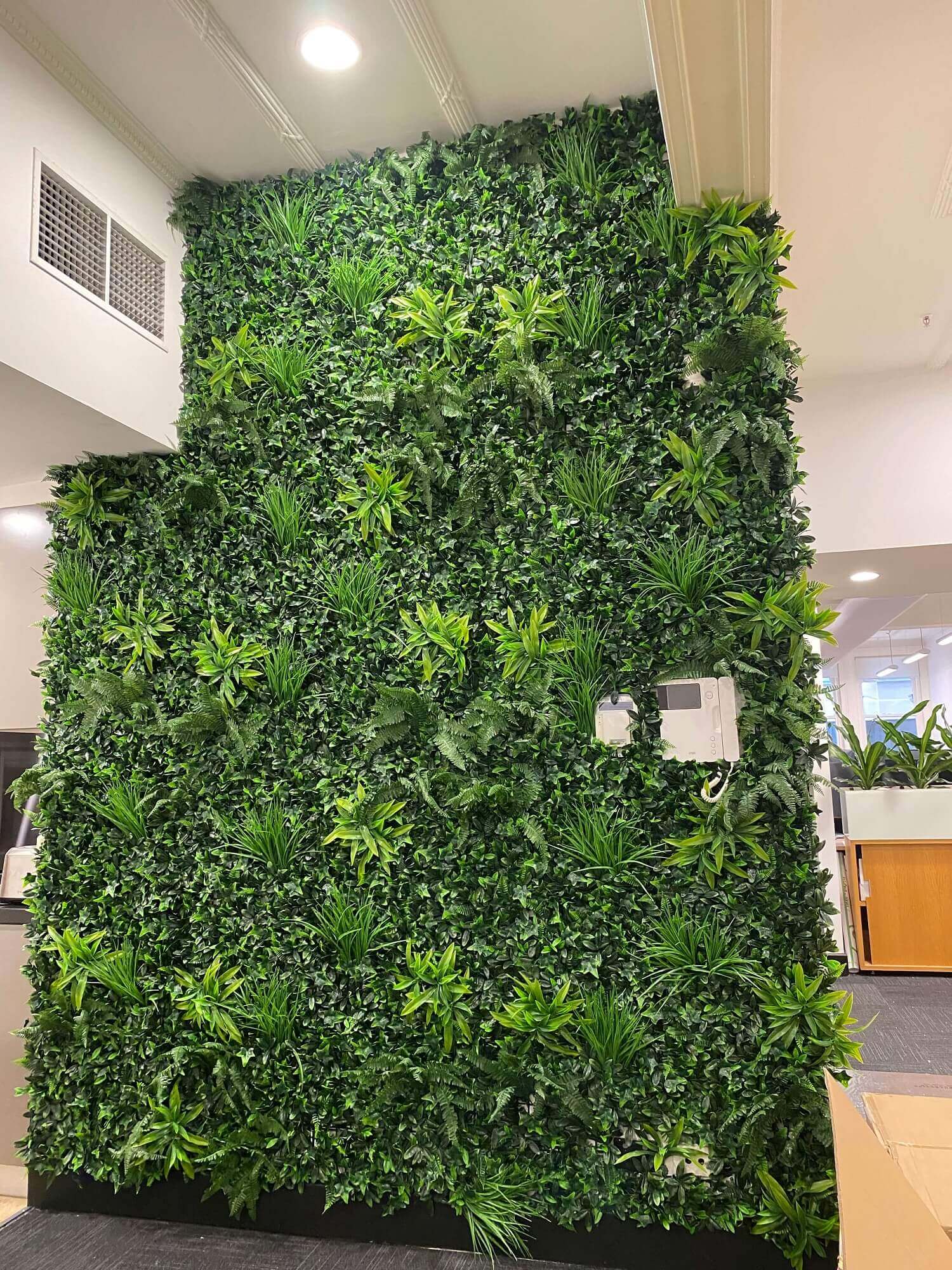 Luxury Green Tropics Artificial Living Wall / Green Wall 40" x 40" 11SQ FT Commercial Grade UV Resistant