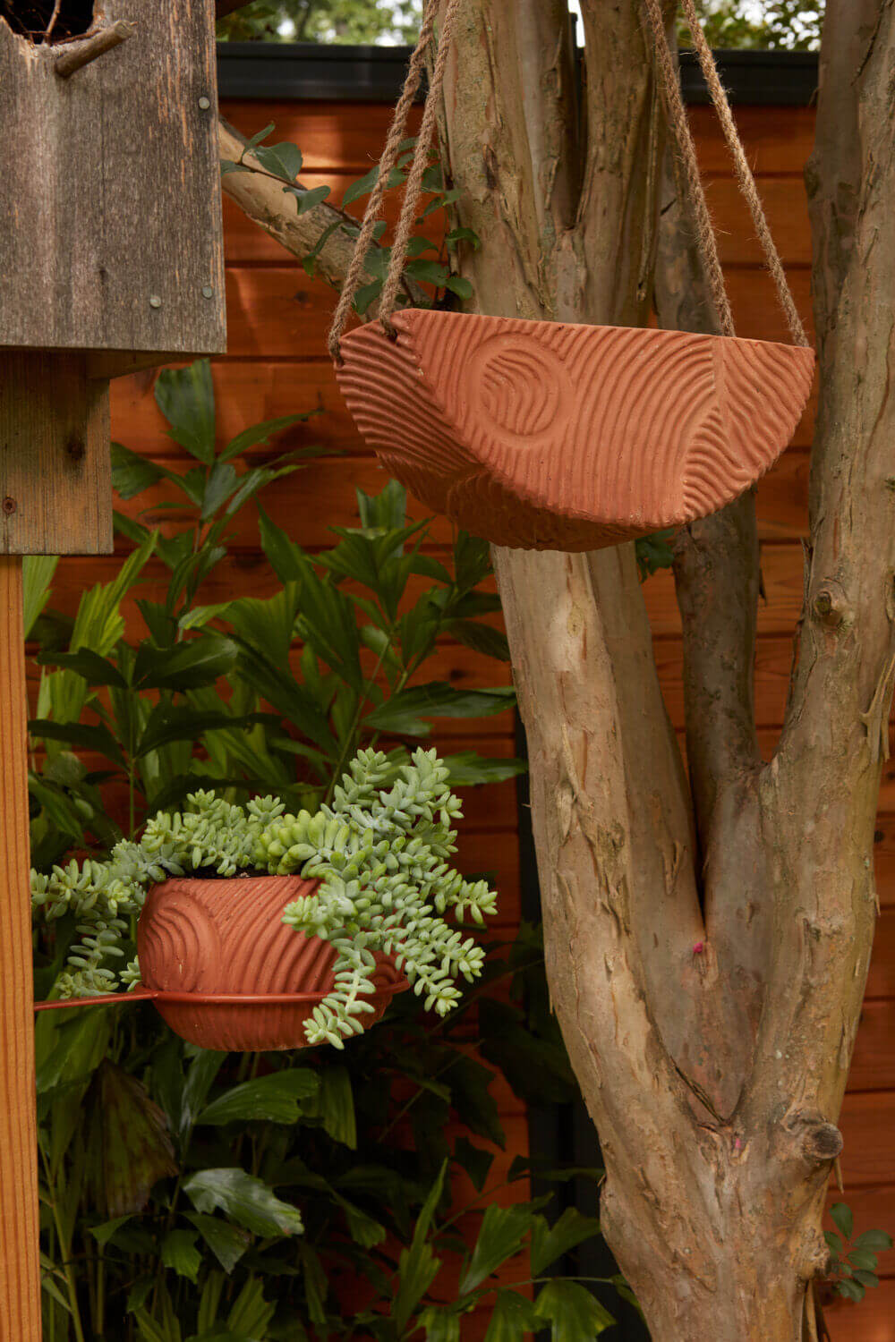 Topography Hanging Pot